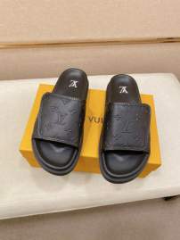 Picture of Louis Vuitton Slippers _SKULVsz38-44hnh0828895